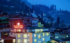 Sumitel Hotel 500 Meters From Mall Road